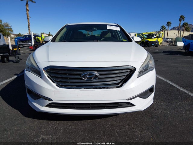 Hyundai SONATA SE 2016 5NPE24AF5GH347380 Image 12