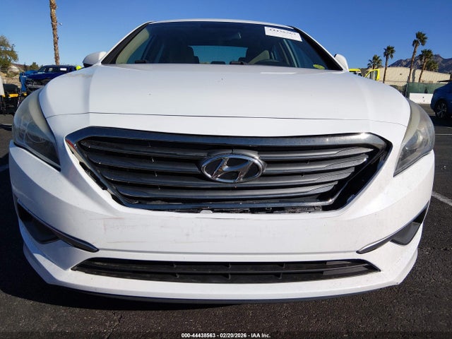 Hyundai SONATA SE 2016 5NPE24AF5GH347380 Image 6