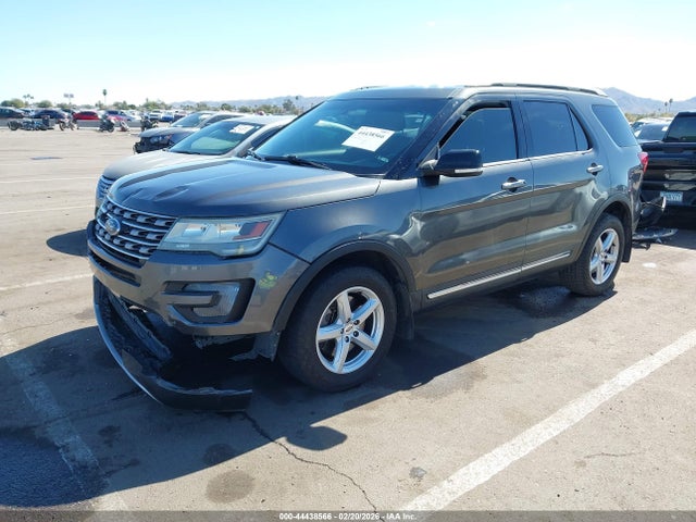 Ford EXPLORER XLT 2016 1FM5K8D84GGA18206 Image 2