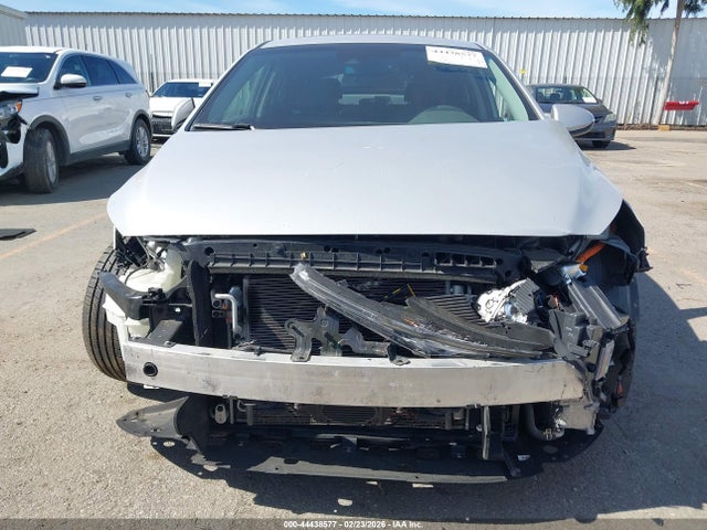 KMHC75LD3KU160000 Hyundai Ioniq Plug-in Hybrid Limited