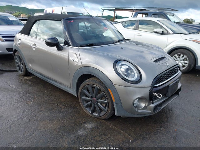 2019 MINI CONVERTIBLE WMWWG9C51K3J30868 Photo 0
