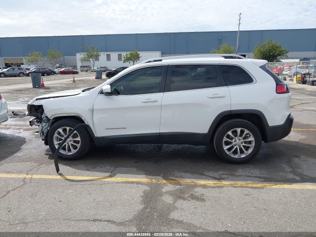 1C4PJLCB1KD340649 Jeep Cherokee Latitude Fwd