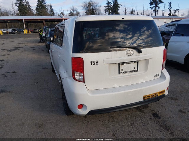 JTLZE4FEXFJ077081 Scion XB