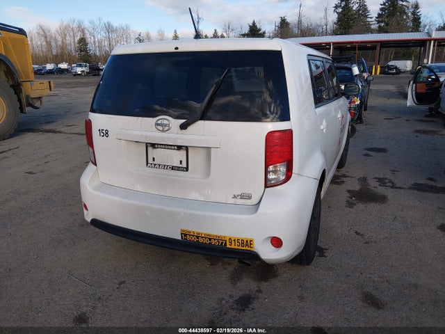JTLZE4FEXFJ077081 Scion XB