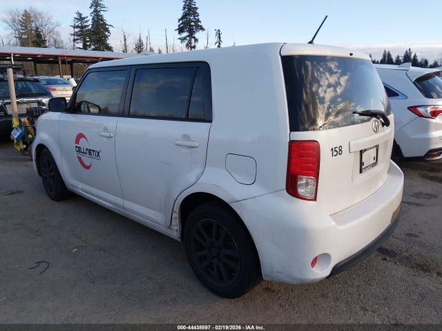 JTLZE4FEXFJ077081 Scion XB