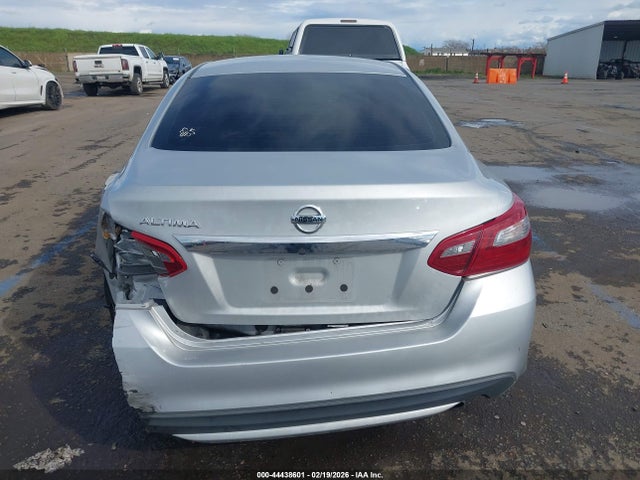Nissan Altima 2.5 S 2018 1N4AL3AP2JC184663 Image 16