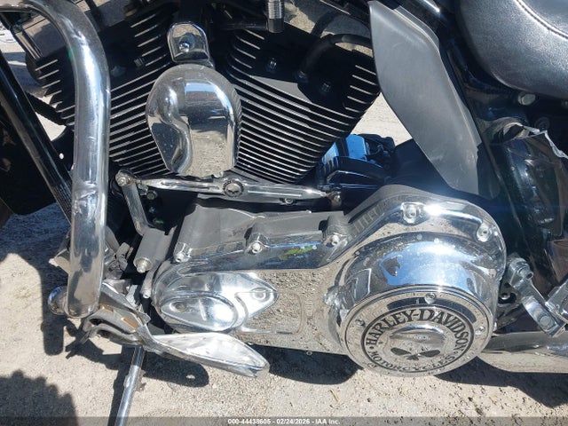 2013 HARLEY-DAVIDSON FLHX 1HD1KBM1XDB662738 Photo 8