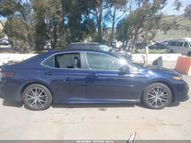 4T1G11AK3MU425997 Toyota CAMRY SE