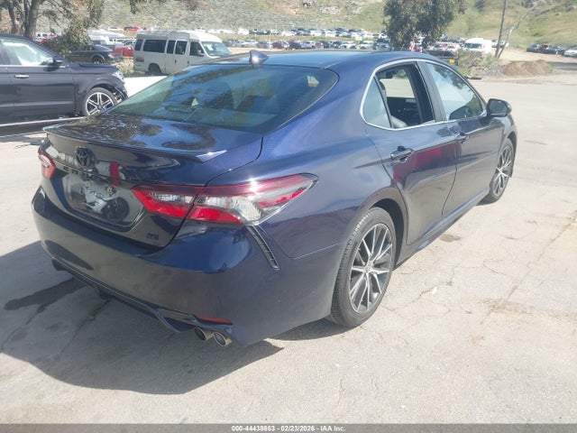4T1G11AK3MU425997 Toyota CAMRY SE