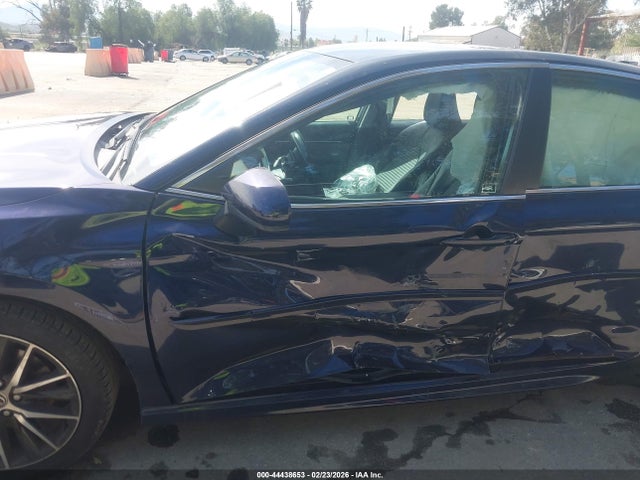 4T1G11AK3MU425997 Toyota CAMRY SE