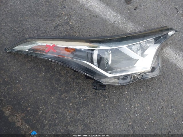 JTNKHMBX5K1034253 Toyota C-HR XLE