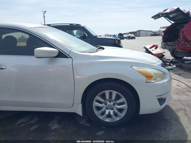 Продажа на аукционе авто 2015 Nissan Altima 2.5 S, vin: 1N4AL3AP5FN378907, номер лота: 44438669