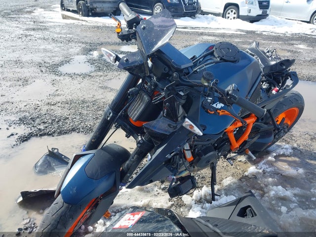 Продаж на аукціоні авто 2023 Ktm 1290 Super Duke R, vin: VBKV39403PM971197, номер лоту: 44438675
