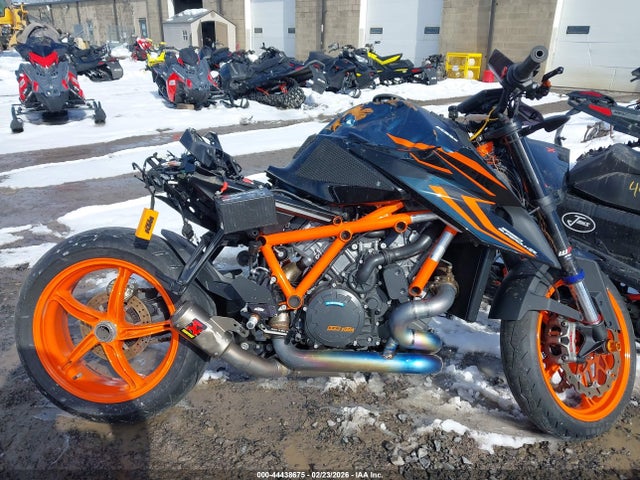 Продаж на аукціоні авто 2023 Ktm 1290 Super Duke R, vin: VBKV39403PM971197, номер лоту: 44438675
