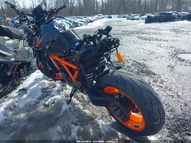 Продаж на аукціоні авто 2023 Ktm 1290 Super Duke R, vin: VBKV39403PM971197, номер лоту: 44438675