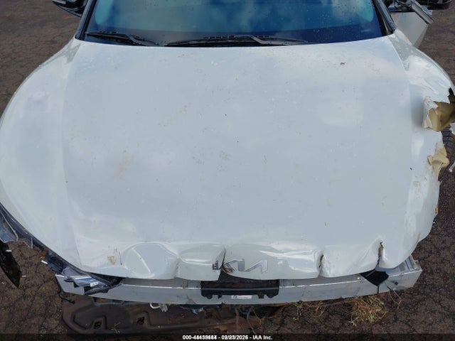 KNDC34LA5N5077943 KIA Ev6 Wind