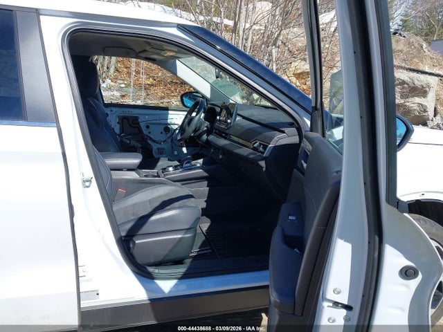 Продажа на аукционе авто 2024 Mitsubishi Outlander Se 2.5 S-awc, vin: JA4J4VA8XRZ011617, номер лота: 44438688