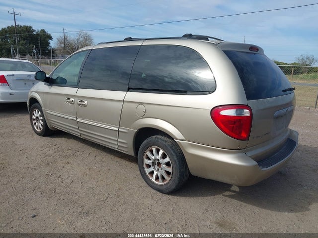 2002 CHRYSLER TOWN & COUNTRY 2C4GP54L02R711539 Photo 2