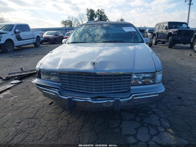 Продажа на аукционе авто 1993 Cadillac Fleetwood Chassis, vin: 1G6DW5277PR715535, номер лота: 44438702
