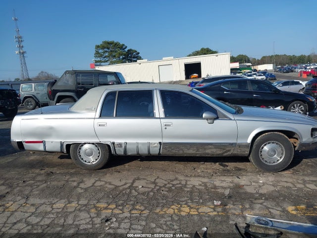 Продажа на аукционе авто 1993 Cadillac Fleetwood Chassis, vin: 1G6DW5277PR715535, номер лота: 44438702