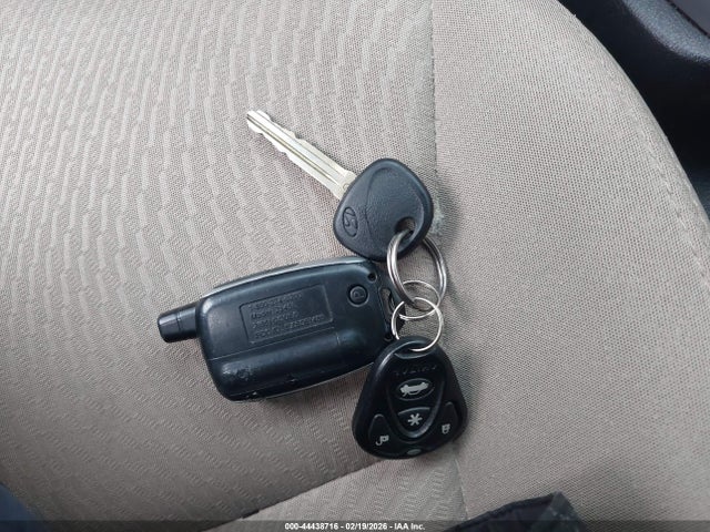 5NPDH4AE9FH567525 Hyundai ELANTRA SE