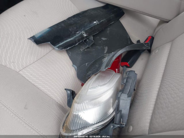 5NPDH4AE9FH567525 Hyundai ELANTRA SE