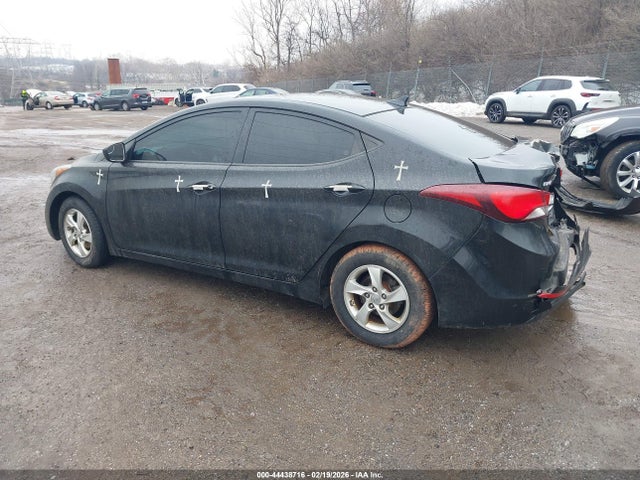 5NPDH4AE9FH567525 Hyundai ELANTRA SE