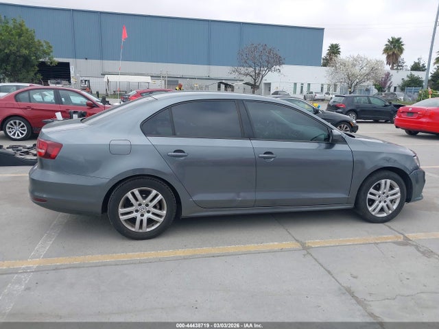 3VW2B7AJXJM252210 Volkswagen Jetta 1.4t S