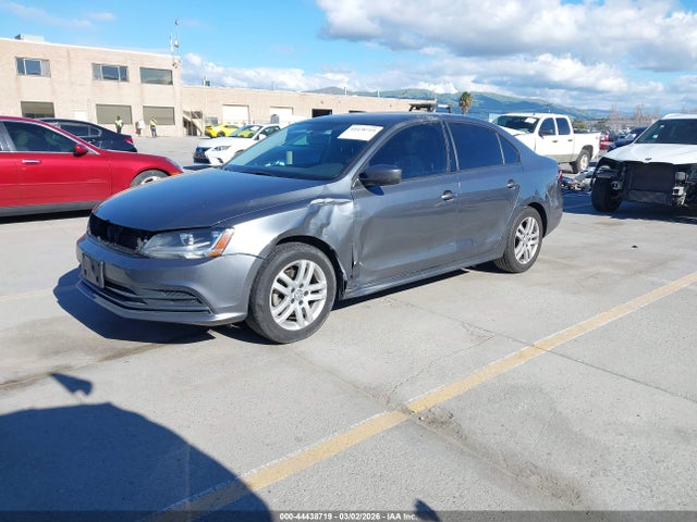 3VW2B7AJXJM252210 Volkswagen Jetta 1.4t S