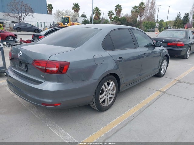 3VW2B7AJXJM252210 Volkswagen Jetta 1.4t S