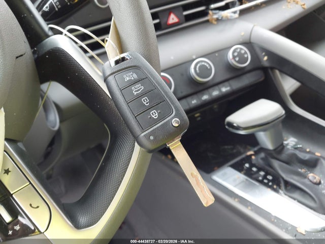 Продаж на аукціоні авто 2025 Hyundai Elantra Se, vin: KMHLL4DG4SU002764, номер лоту: 44438727