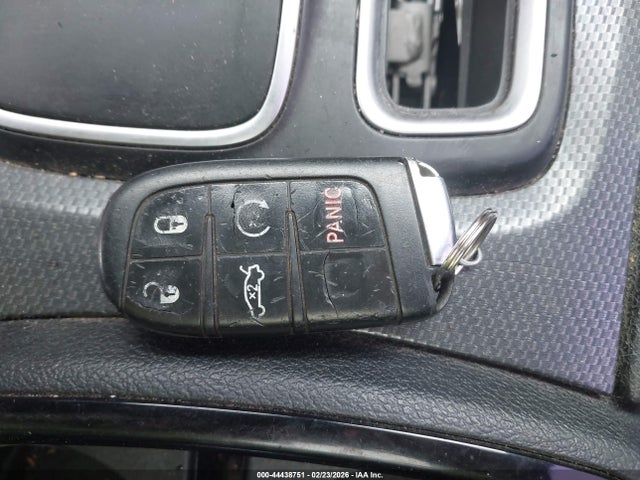 Продажа на аукционе авто 2015 Chrysler 300 300s, vin: 2C3CCABT6FH769743, номер лота: 44438751