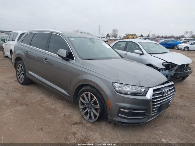 2017 AUDI Q7 WA1LAAF7XHD016340 Photo 0
