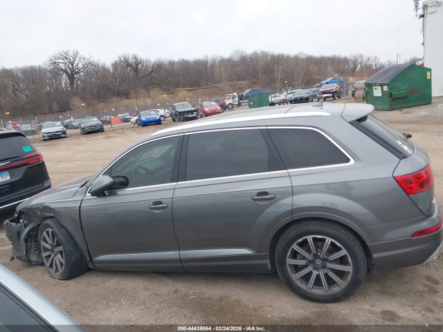 2017 Audi Q7 3.0t Premium მანქანა იყიდება აუქციონზე, vin: WA1LAAF7XHD016340, აუქციონის ნომერი: 44438864