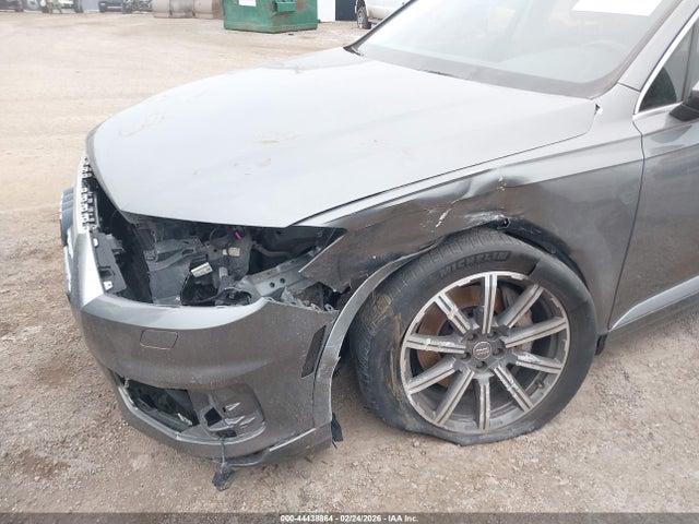 2017 AUDI Q7 WA1LAAF7XHD016340 Photo 5