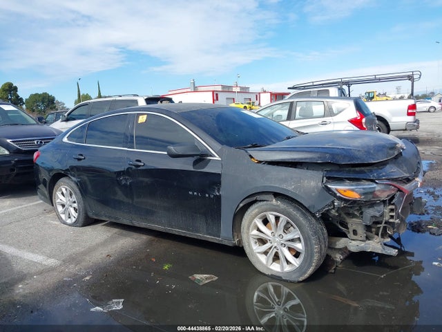1G1ZD5ST8LF064720 Chevrolet Malibu Fwd Lt