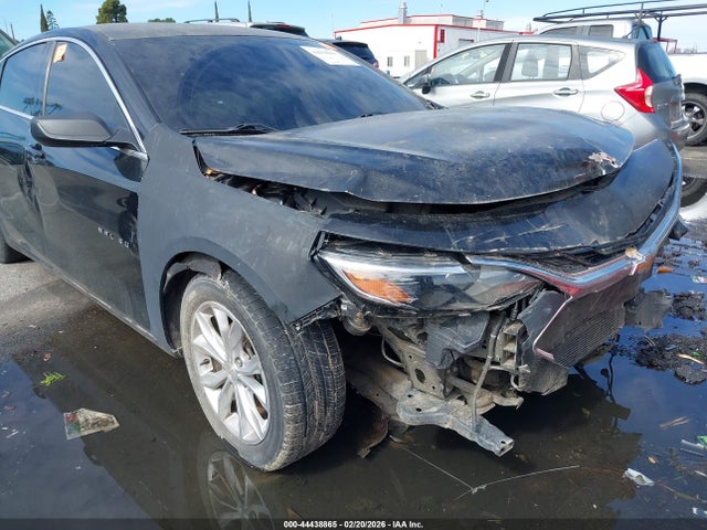 1G1ZD5ST8LF064720 Chevrolet Malibu Fwd Lt