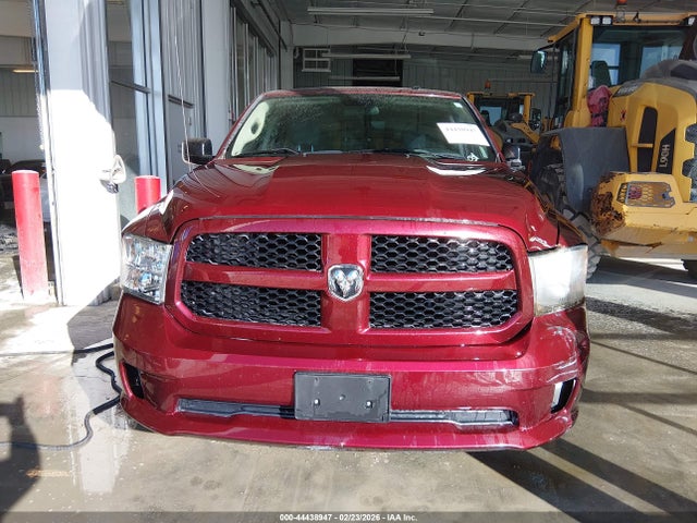 44438947 :رقم المزاد ، 3C6RR7KT2HG580167 vin ، 2017 Ram 1500 Express  4x4 5'7 Box مزاد بيع