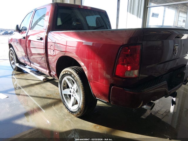 44438947 :رقم المزاد ، 3C6RR7KT2HG580167 vin ، 2017 Ram 1500 Express  4x4 5'7 Box مزاد بيع