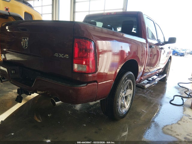 44438947 :رقم المزاد ، 3C6RR7KT2HG580167 vin ، 2017 Ram 1500 Express  4x4 5'7 Box مزاد بيع
