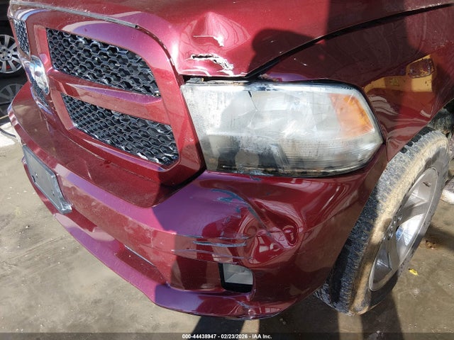 44438947 :رقم المزاد ، 3C6RR7KT2HG580167 vin ، 2017 Ram 1500 Express  4x4 5'7 Box مزاد بيع