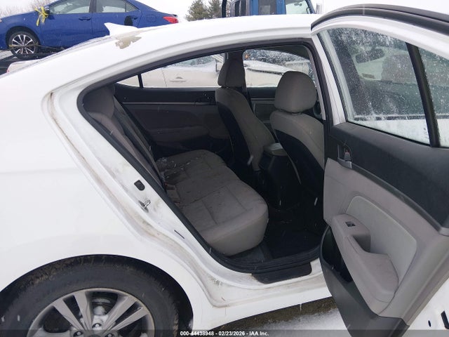 Продажа на аукционе авто 2017 Hyundai Elantra Se, vin: 5NPD84LF6HH123849, номер лота: 44438948