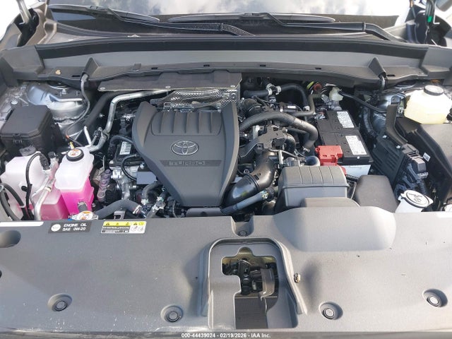 Toyota Grand Highlander Limited 2026 5TDAAAA56TS038478 Image 10