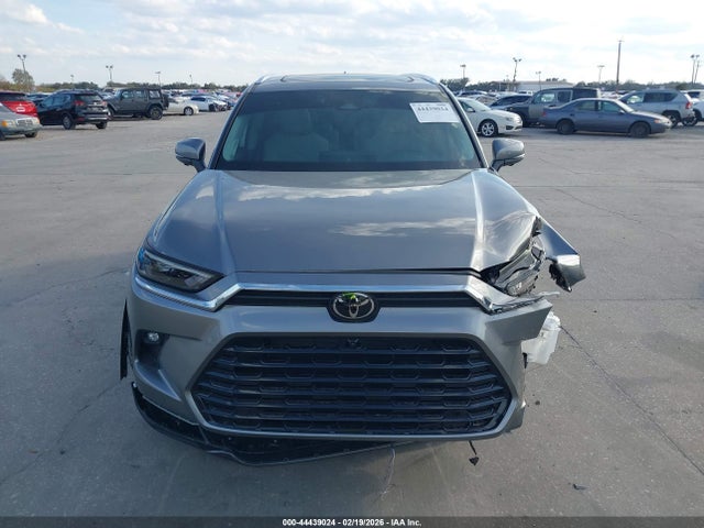 Toyota Grand Highlander Limited 2026 5TDAAAA56TS038478 Image 13
