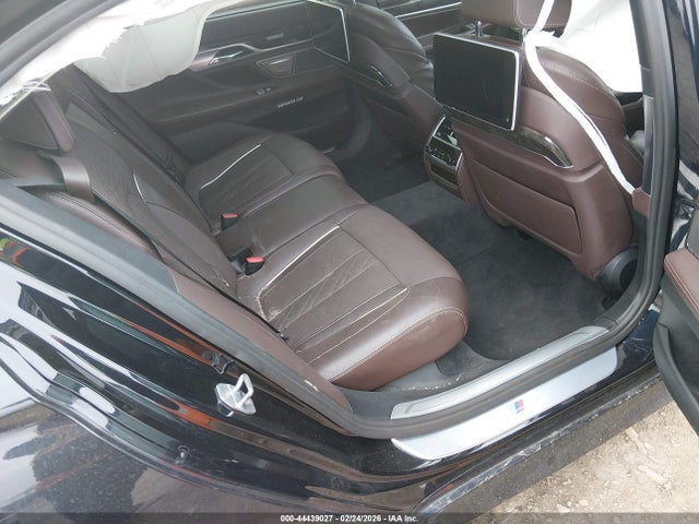 2018 Bmw Alpina B7 Xdrive მანქანა იყიდება აუქციონზე, vin: WBA7F2C53JB238606, აუქციონის ნომერი: 44439027