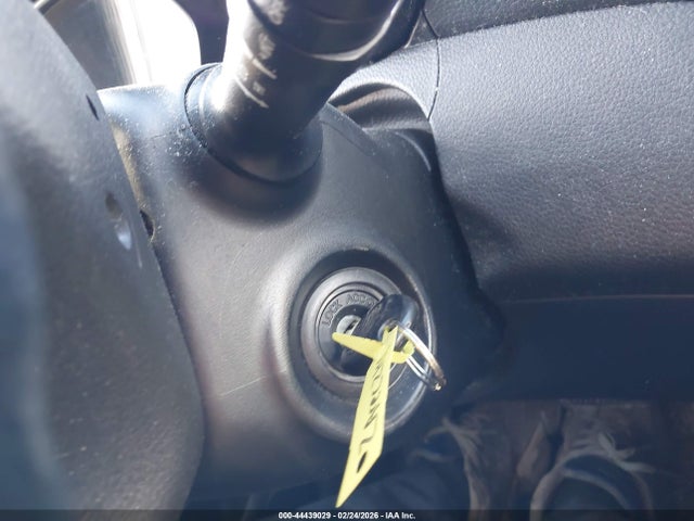 KMHD35LH3GU300475 Hyundai ELANTRA GT