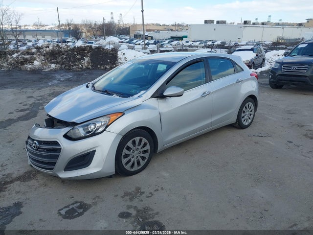 KMHD35LH3GU300475 Hyundai ELANTRA GT