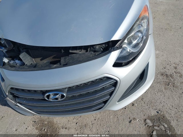 KMHD35LH3GU300475 Hyundai ELANTRA GT