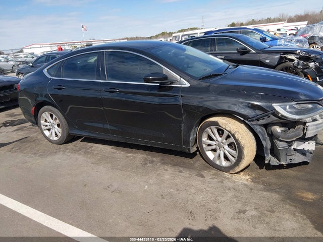 Auction sale of the 2015 Chrysler 200 Limited, vin: 1C3CCCAB9FN681572, lot number: 44439110