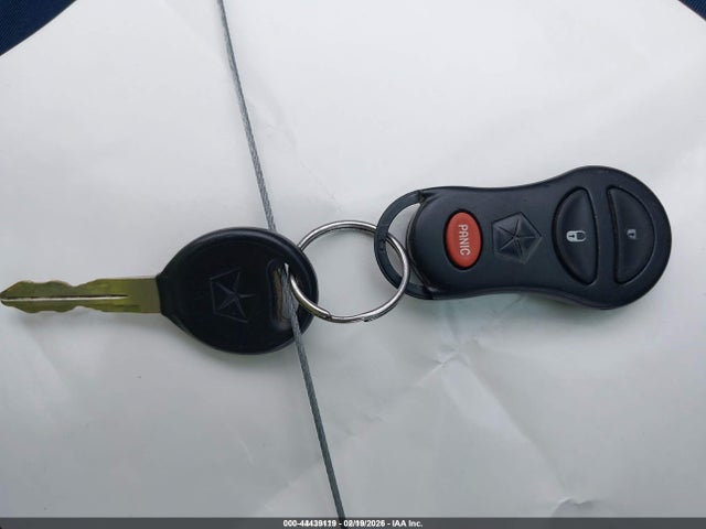 Продаж на аукціоні авто 2000 Chrysler Town & Country Lx, vin: 1C4GP44G1YB671279, номер лоту: 44439119